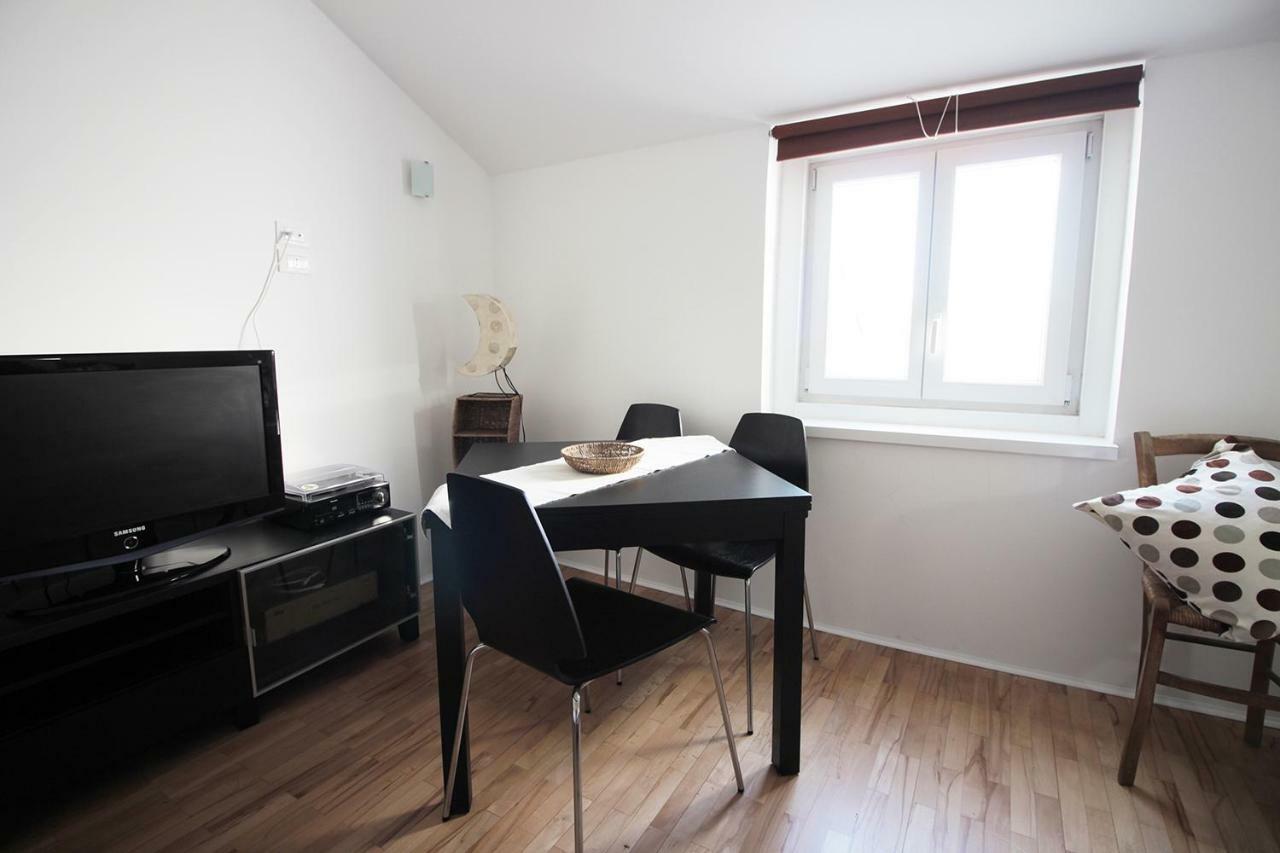 Puesta Del Sol Apartman Trieszt Kültér fotó